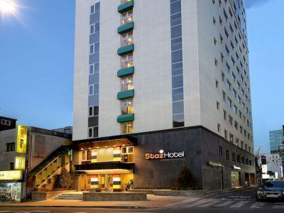 Travelodge Myeongdong Namsan 4* 首尔